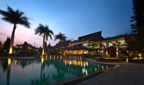 Отель Puteri Gunung Hotel  Lembang